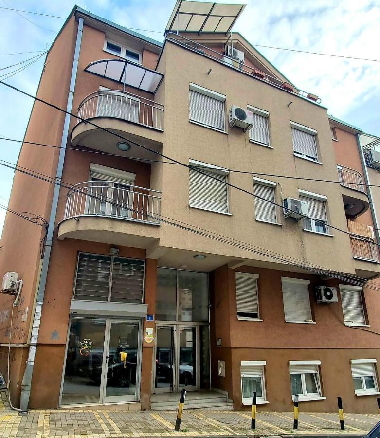 Apartamento Glorry M Belgrado Exterior foto